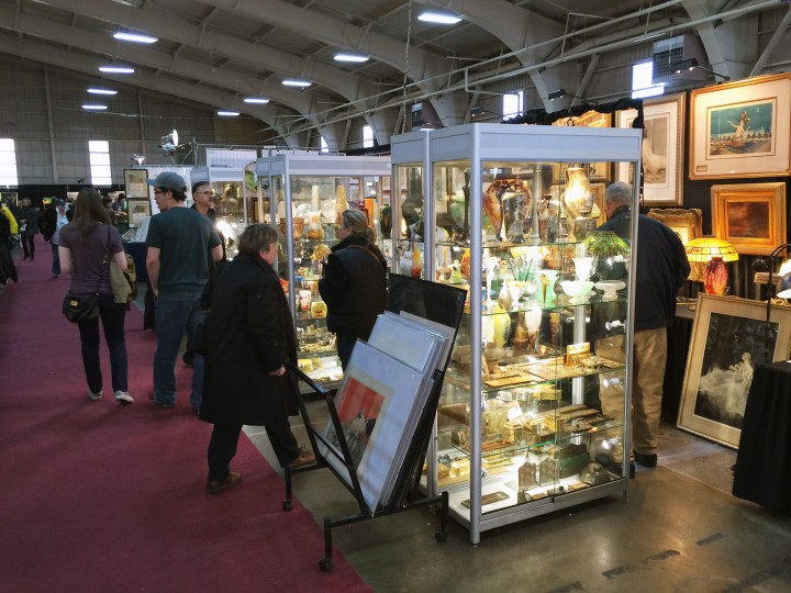 Morristown Armory Antiques Show Philip Chasen Antiques