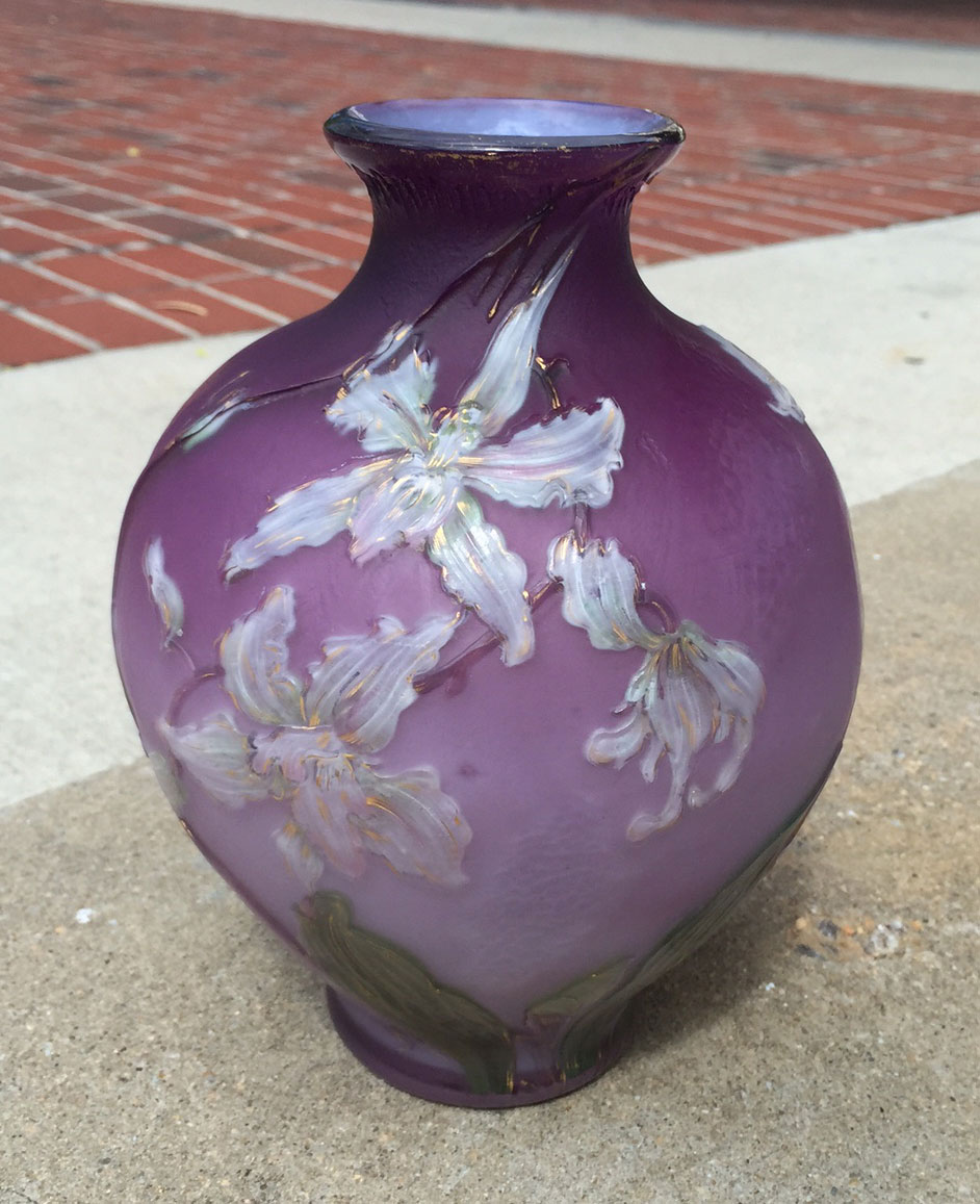 I just bought this large, killer B&S internally decorated vase with orchids
